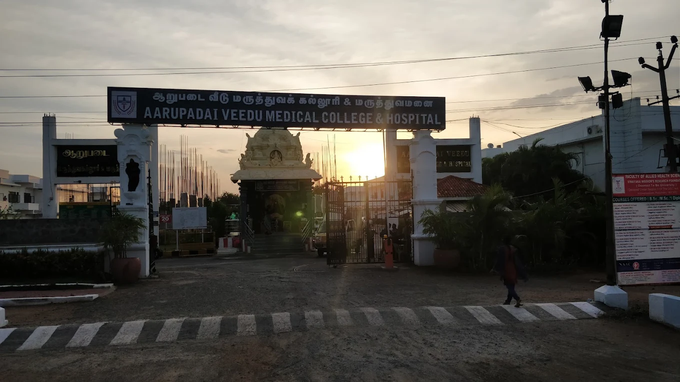Aarupadai Veedu Medical College, Kirumampakkam