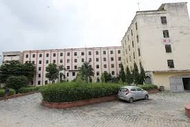 Naraina Medical College
