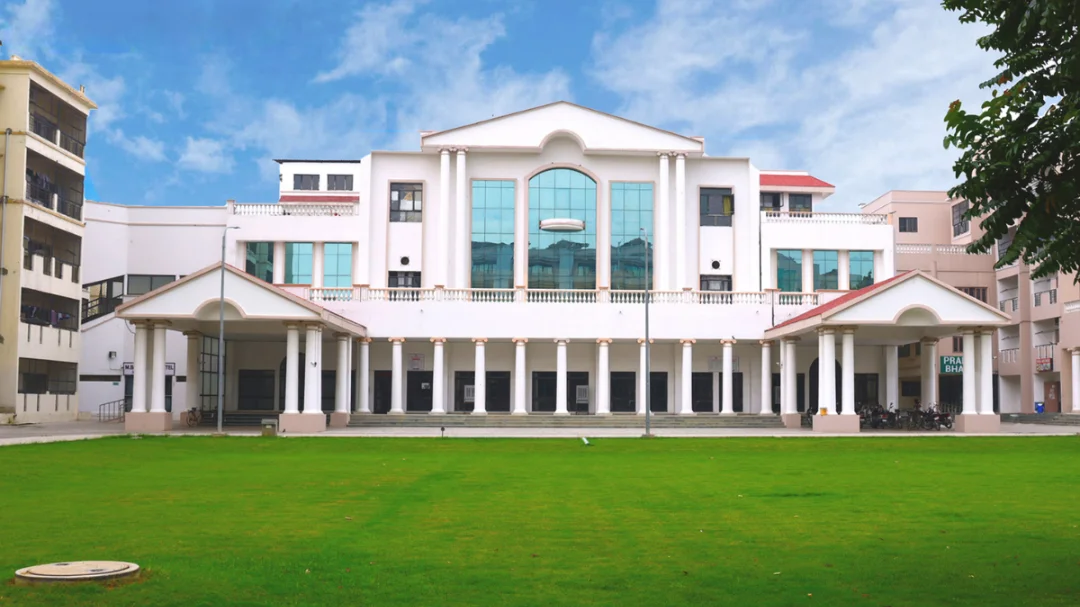 Teerthanker Mahaveer Medical College & Research center