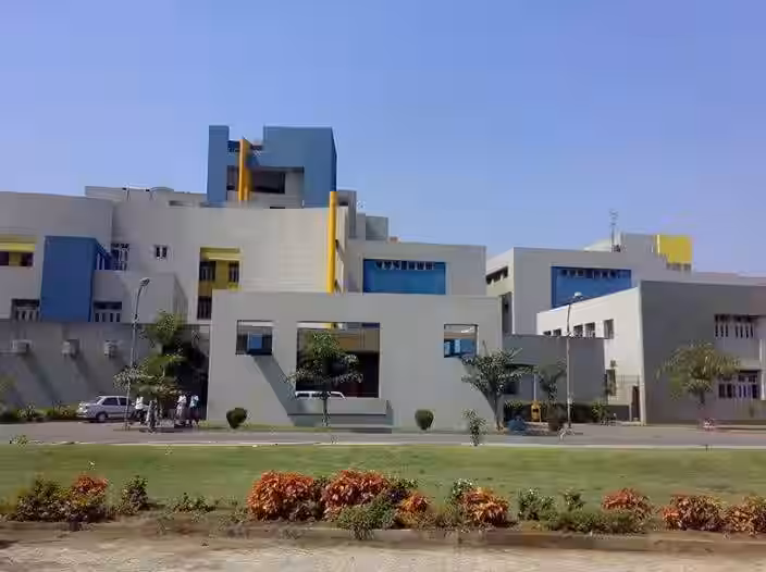 Surat Municipal Institute of Medical Education & Research Surat